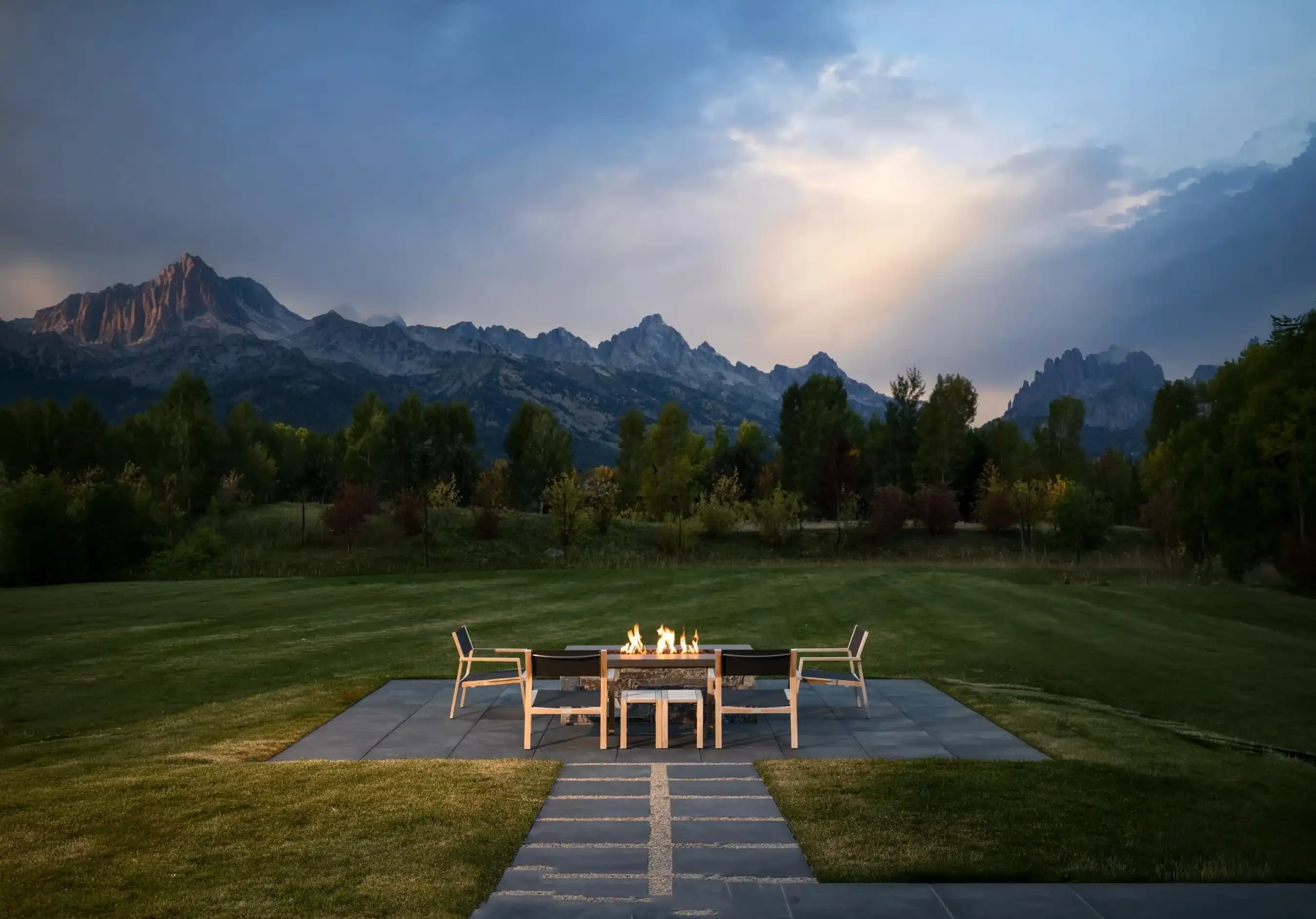 Aspen Sky Lg Height - 1031 Luxury Exchange