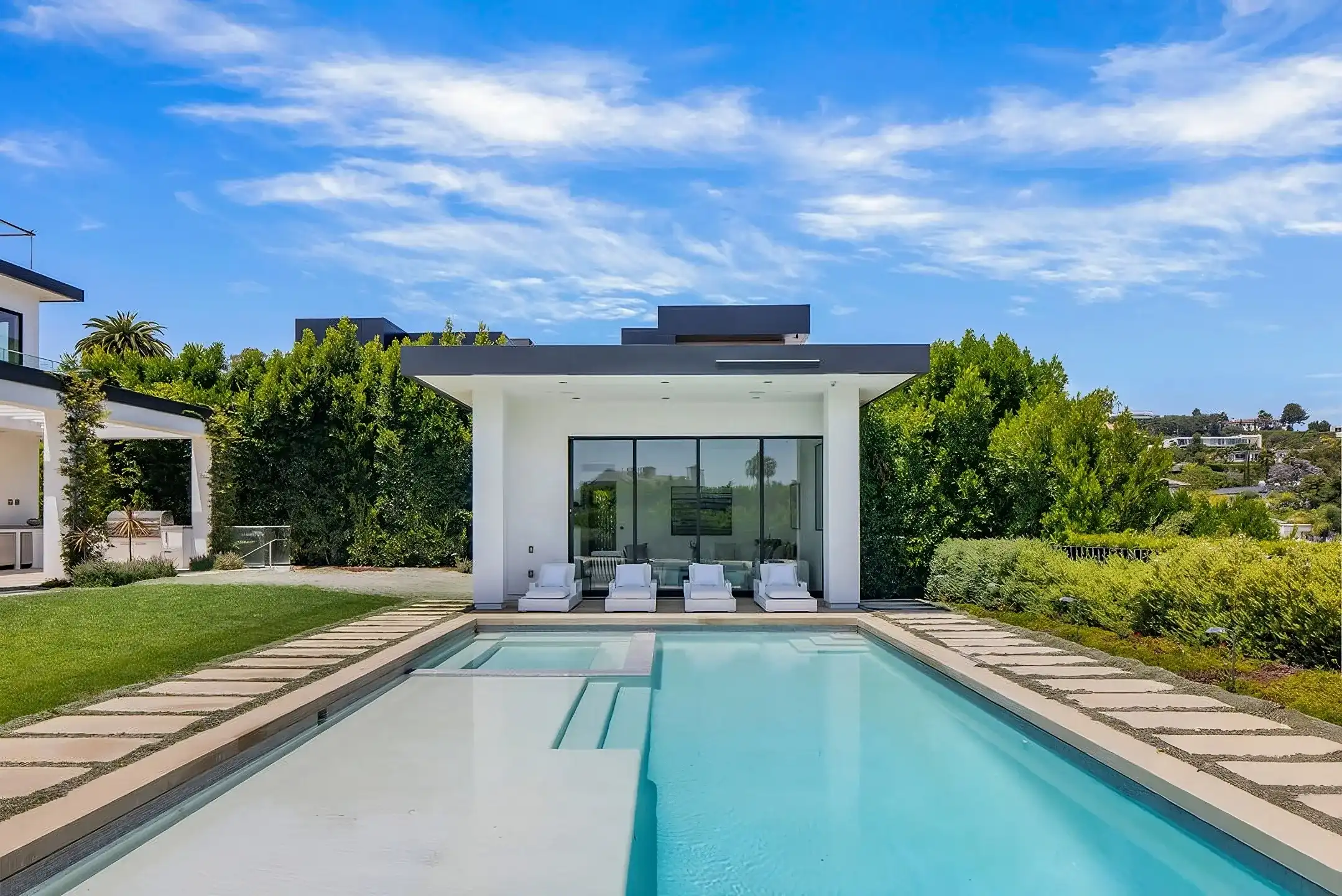 Pool - 1031 Luxury Exchange